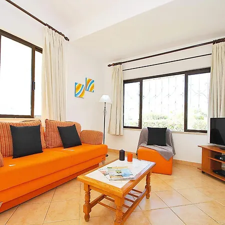 Villa In Albufeira Near Praia Da Oura Beach Vila Albufeira